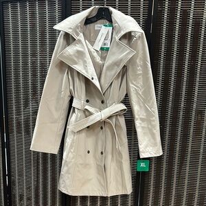 NWT! Calvin Klein Trench Coat Size Large
